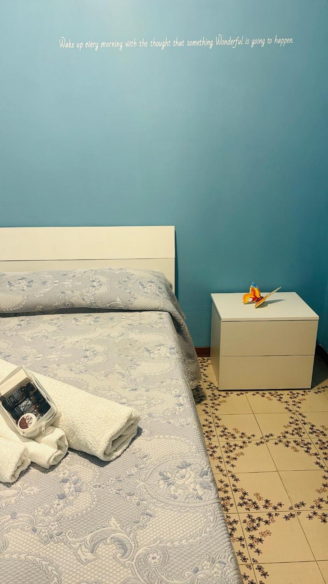 Appartamento Giardini Naxos Butterflies Home Schiso Exterior foto